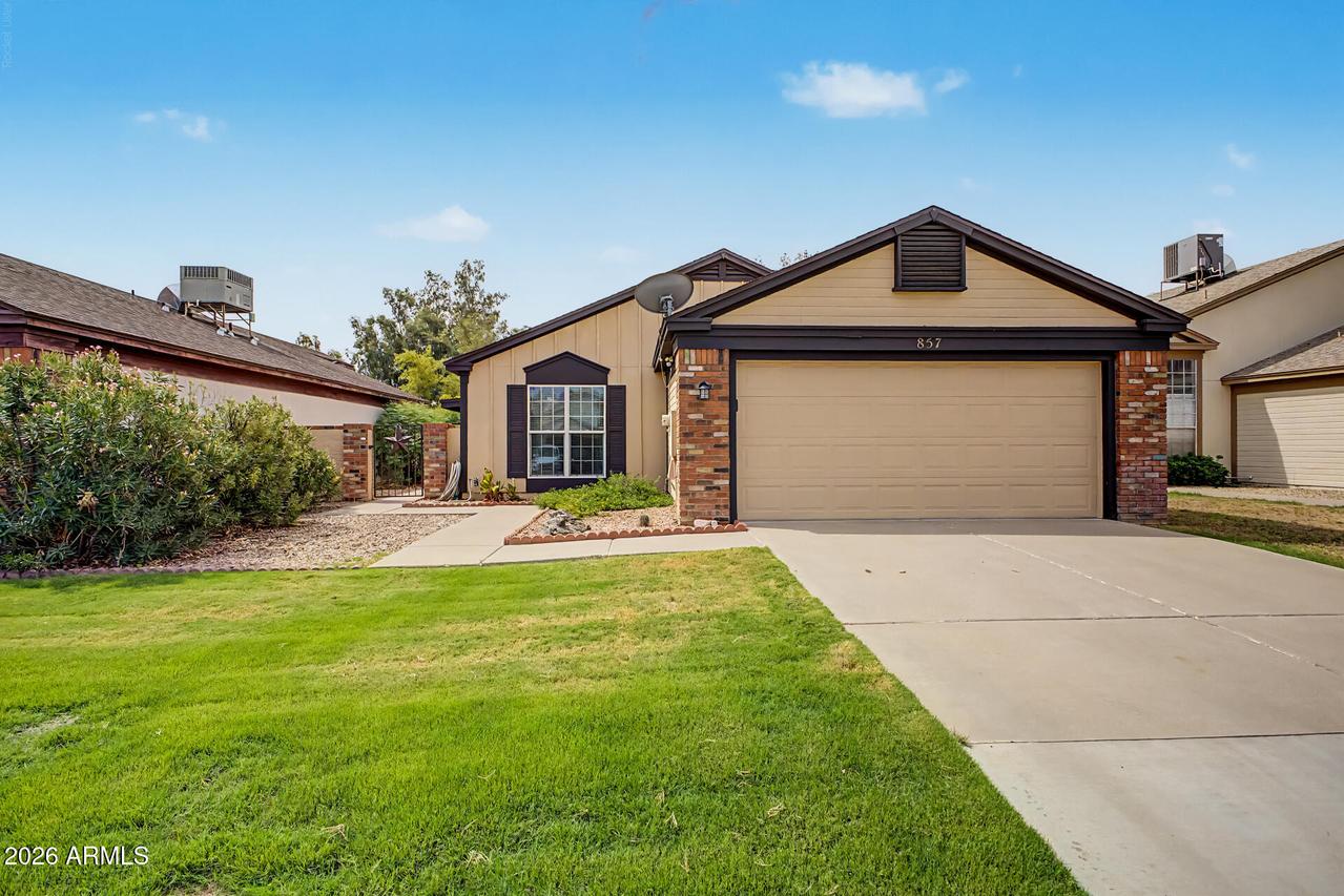 857 E Manor Dr., Chandler, AZ 85225