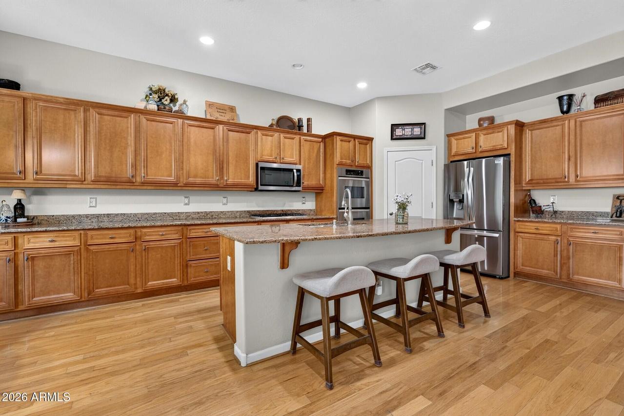 6901 W Peak View Rd., Peoria, AZ 85383