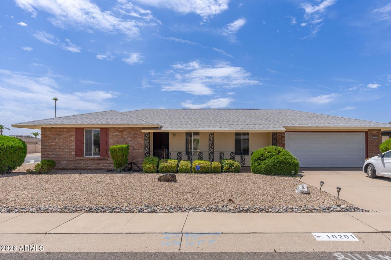 10201 W Sutters Gold Ln., Sun City, AZ 85351