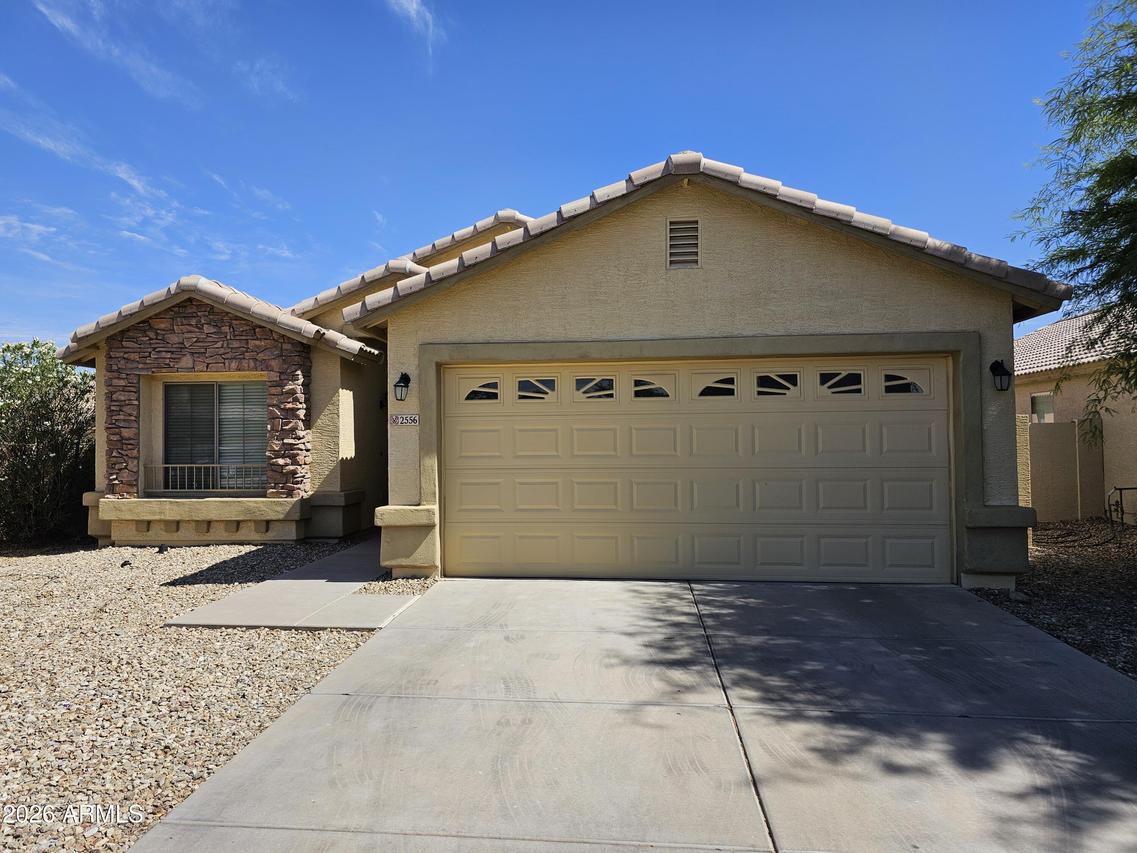 2556 W Tamarisk Ave., Phoenix, AZ 85041