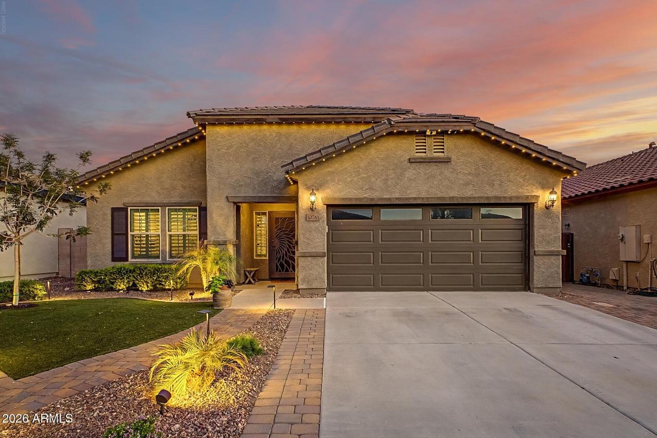10781 W Saddlehorn Rd., Peoria, AZ 85383