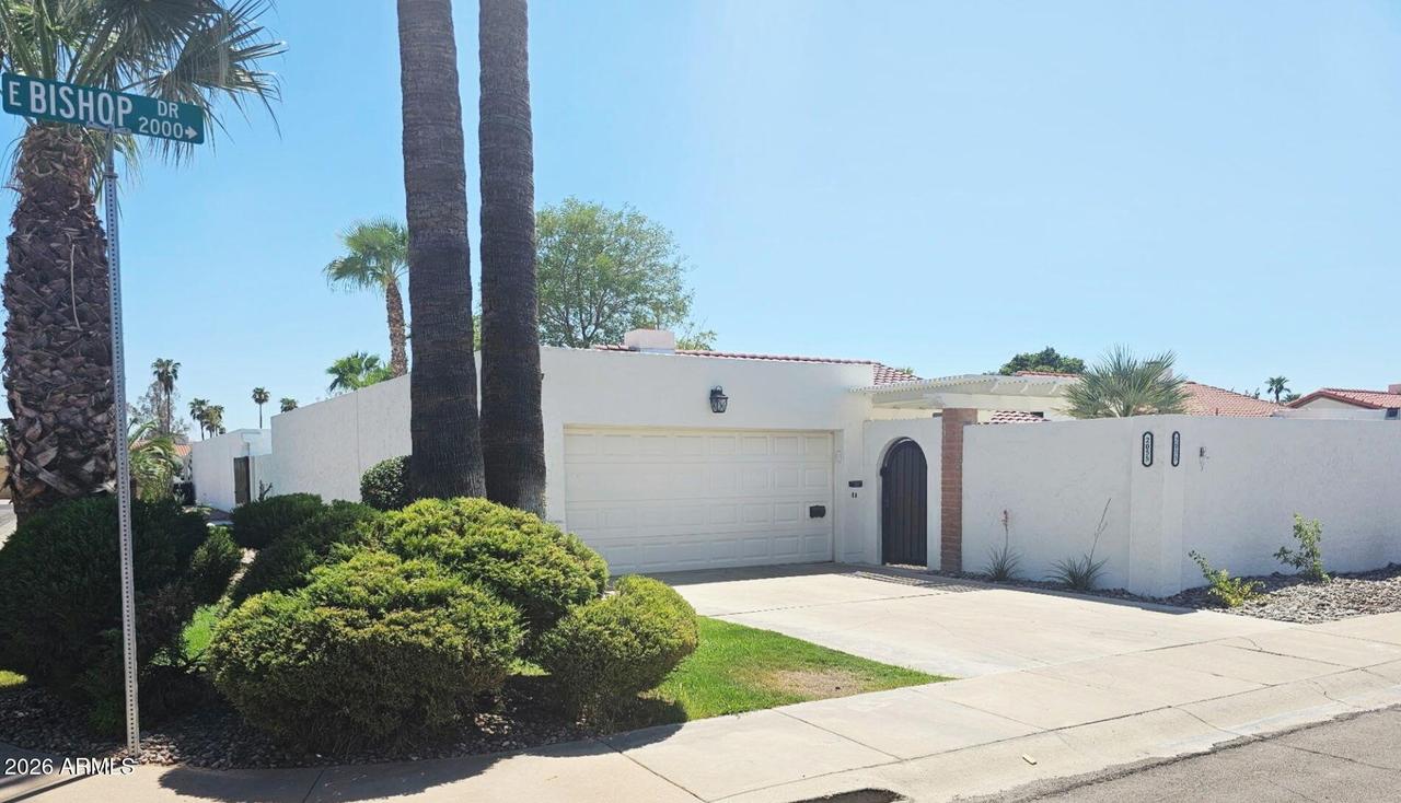 2055 E Bishop Dr., Tempe, AZ 85282