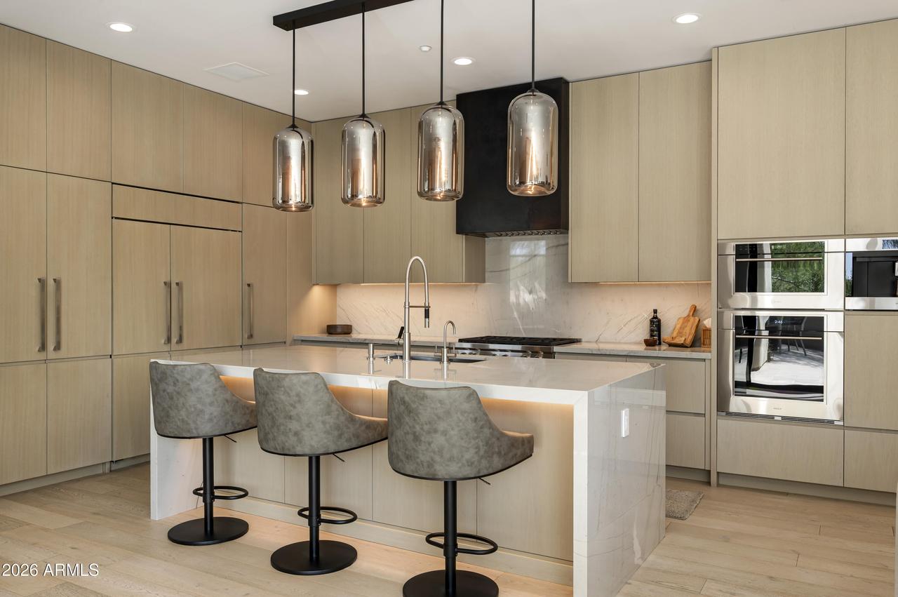 9280 E Thompson Peak Pkwy. #19, Scottsdale, AZ 85255