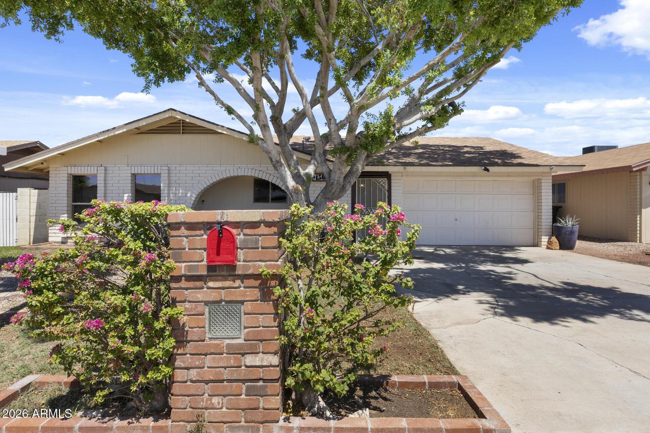1546 E Flower Cir., Mesa, AZ 85204