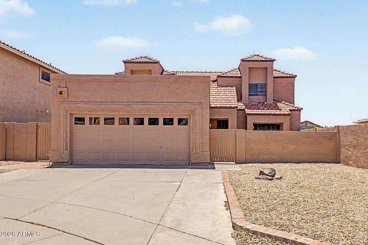 3975 E Graythorn St., Phoenix, AZ 85044