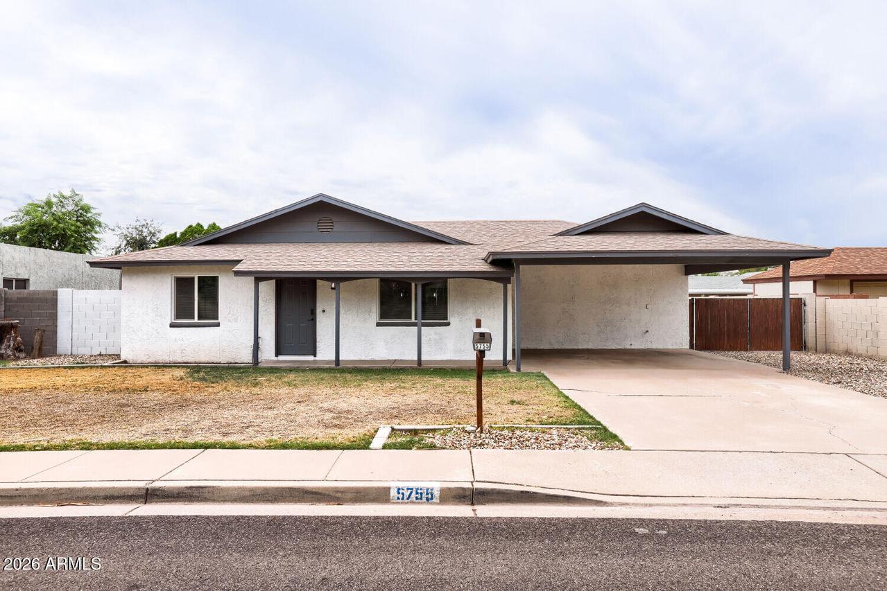 5755 W Sunnyside Dr., Glendale, AZ 85304