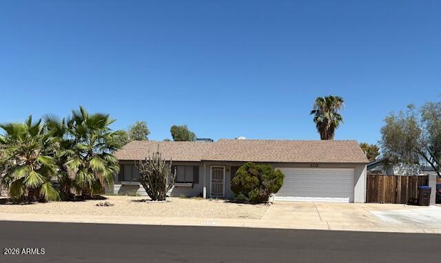 6826 W Canterbury Dr., Peoria, AZ 85345