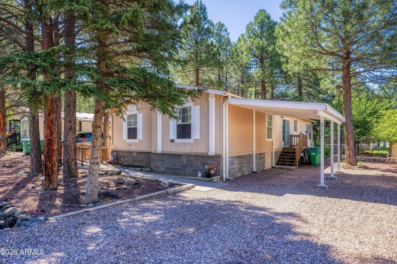 3155 W Whipple St., Show Low, AZ 85901
