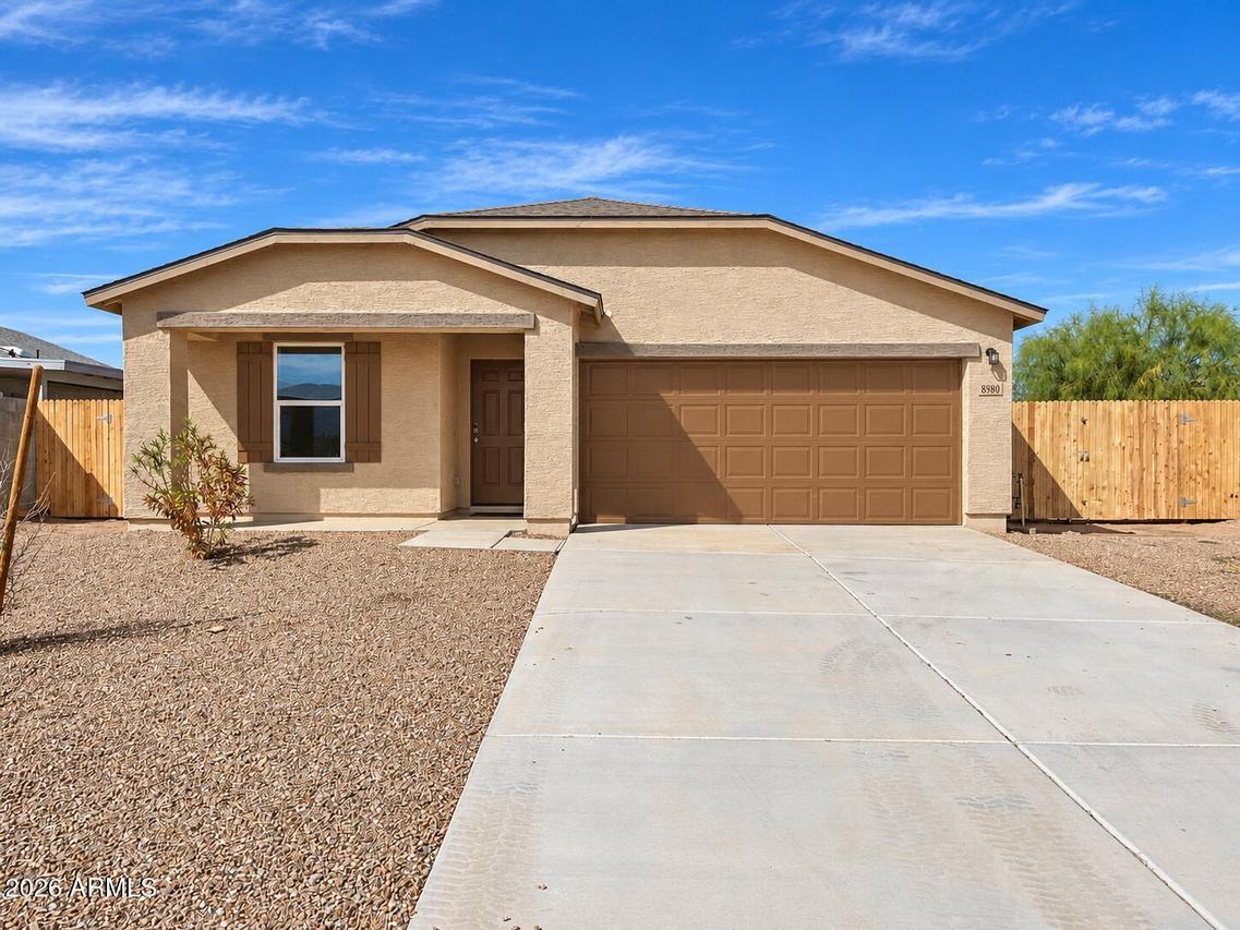 8980 W Raven Dr., Arizona City, AZ 85123