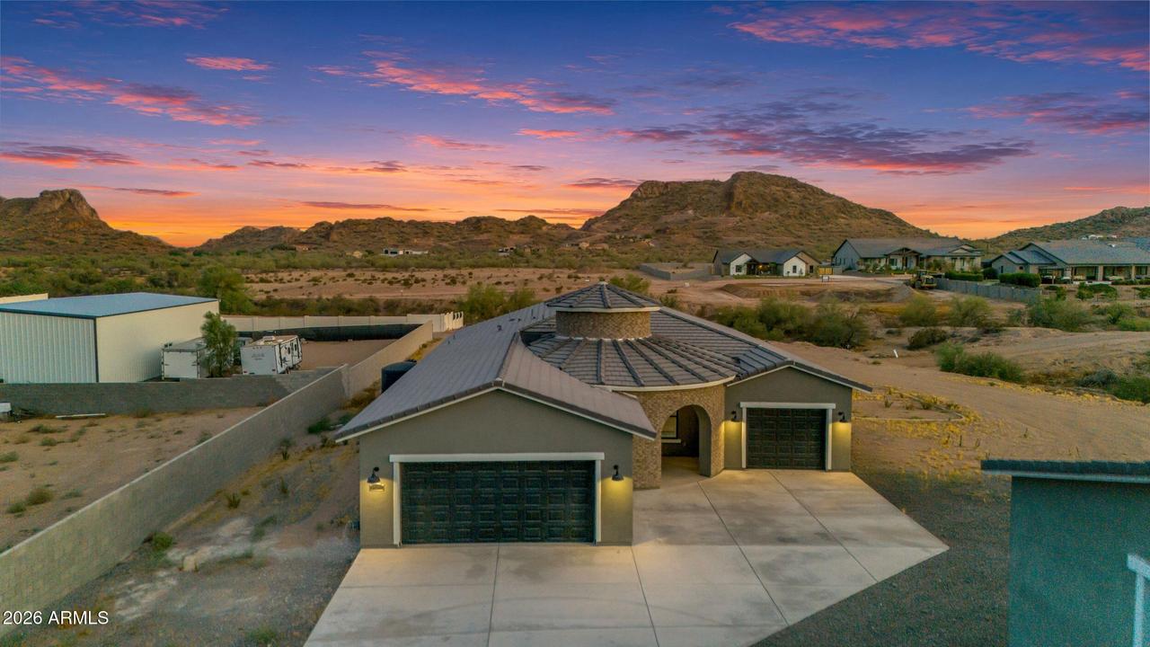 27482 N Freedom St., San Tan Valley, AZ 85144