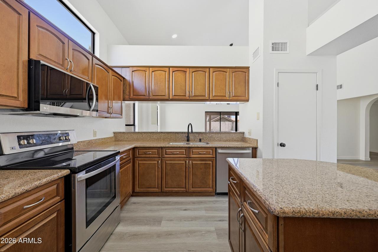 14433 S 41st Pl., Phoenix, AZ 85044