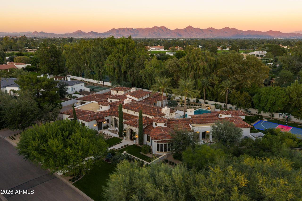 8601 N 59th Pl., Paradise Valley, AZ 85253