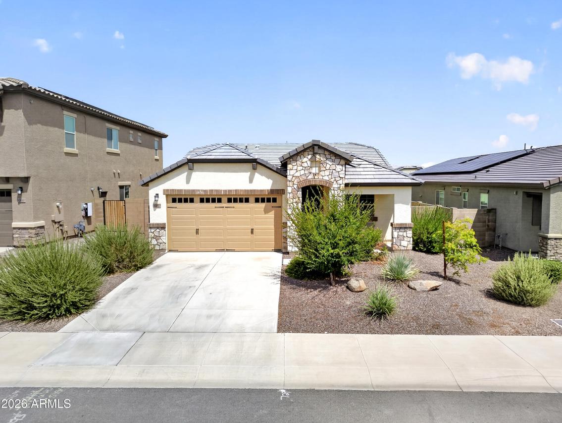 17432 W Laurie Ln., Waddell, AZ 85355