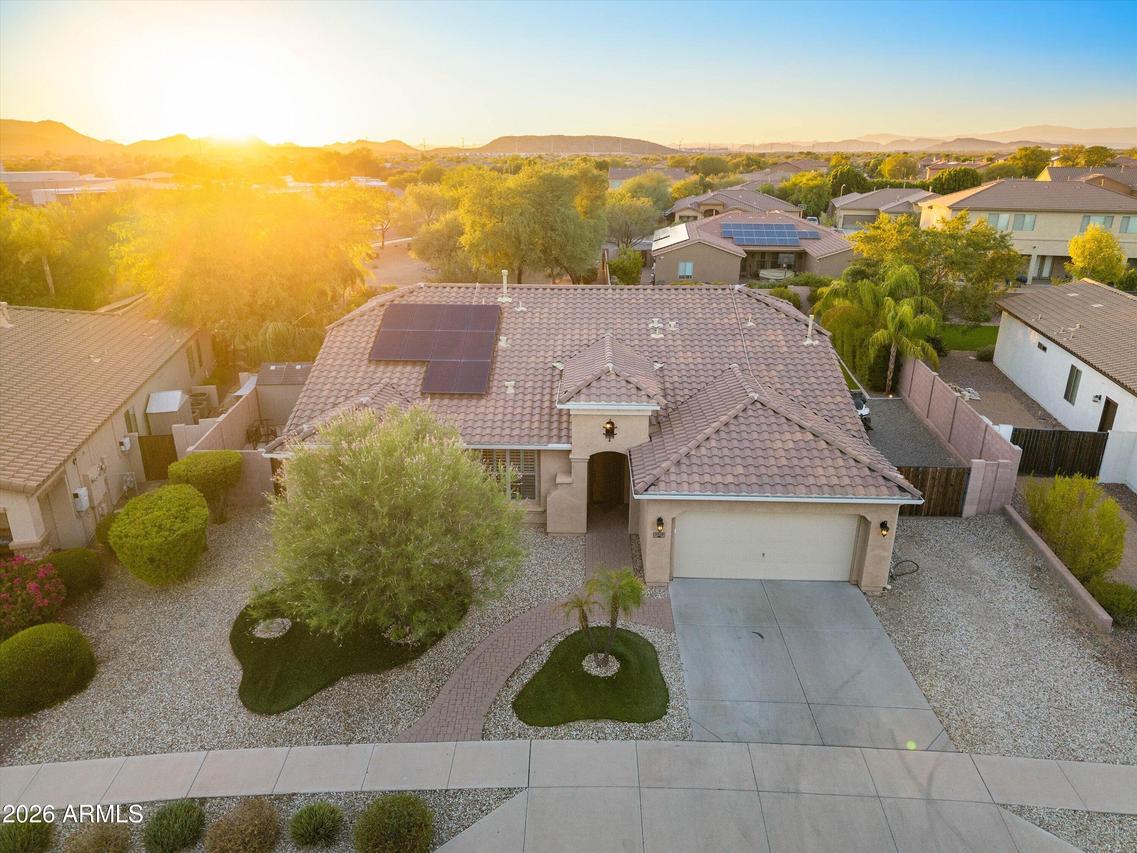 2020 W Bajada Rd., Phoenix, AZ 85085
