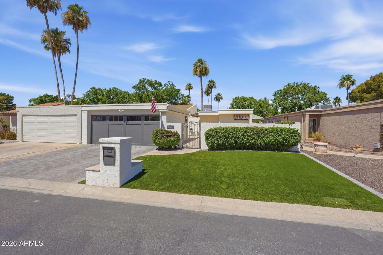14238 N 2nd Ave., Phoenix, AZ 85023
