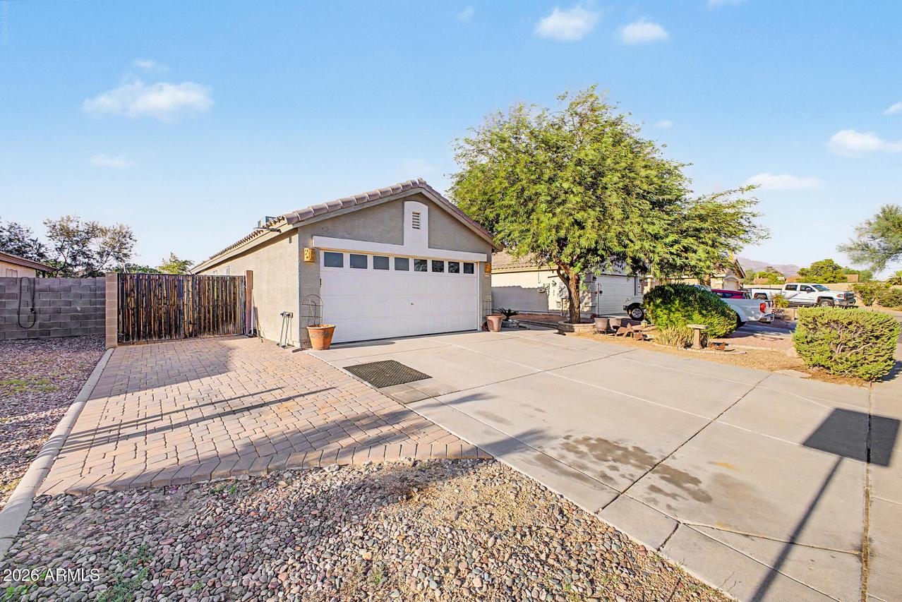 1096 E Graham Ln., Apache Junction, AZ 85119