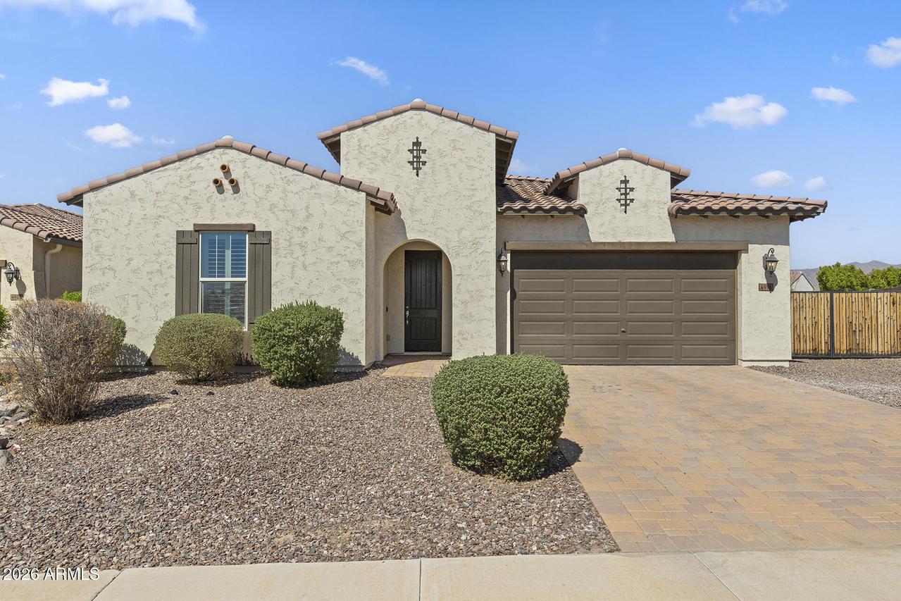 4916 N 185th Dr., Goodyear, AZ 85395