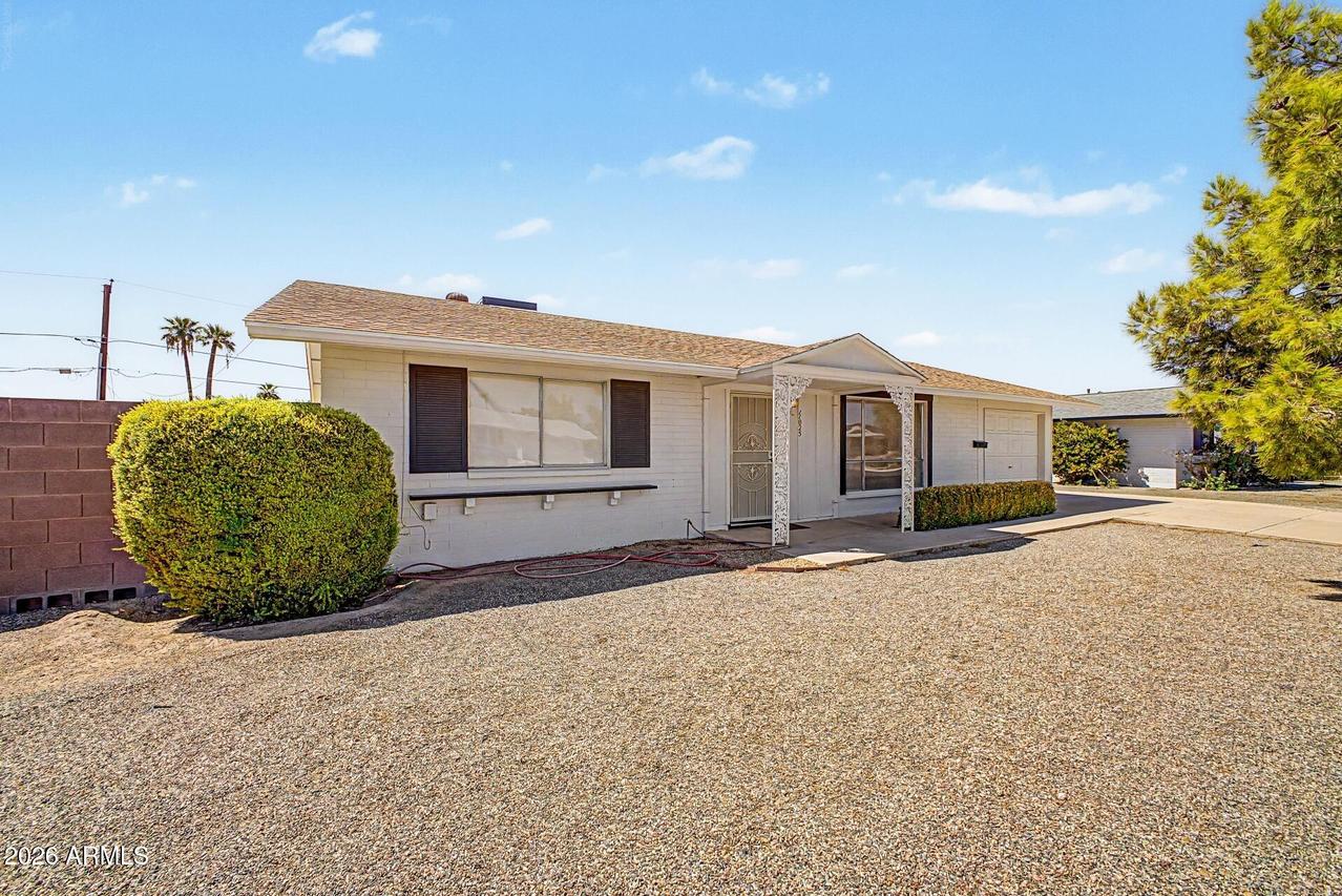 11025 W Florida Ave., Sun City, AZ 85351