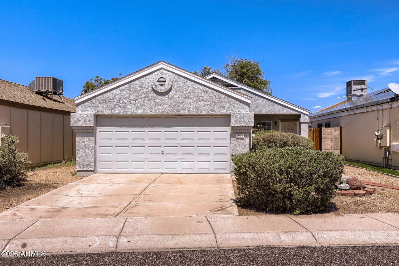 2834 W Campo Bello Dr., Phoenix, AZ 85053