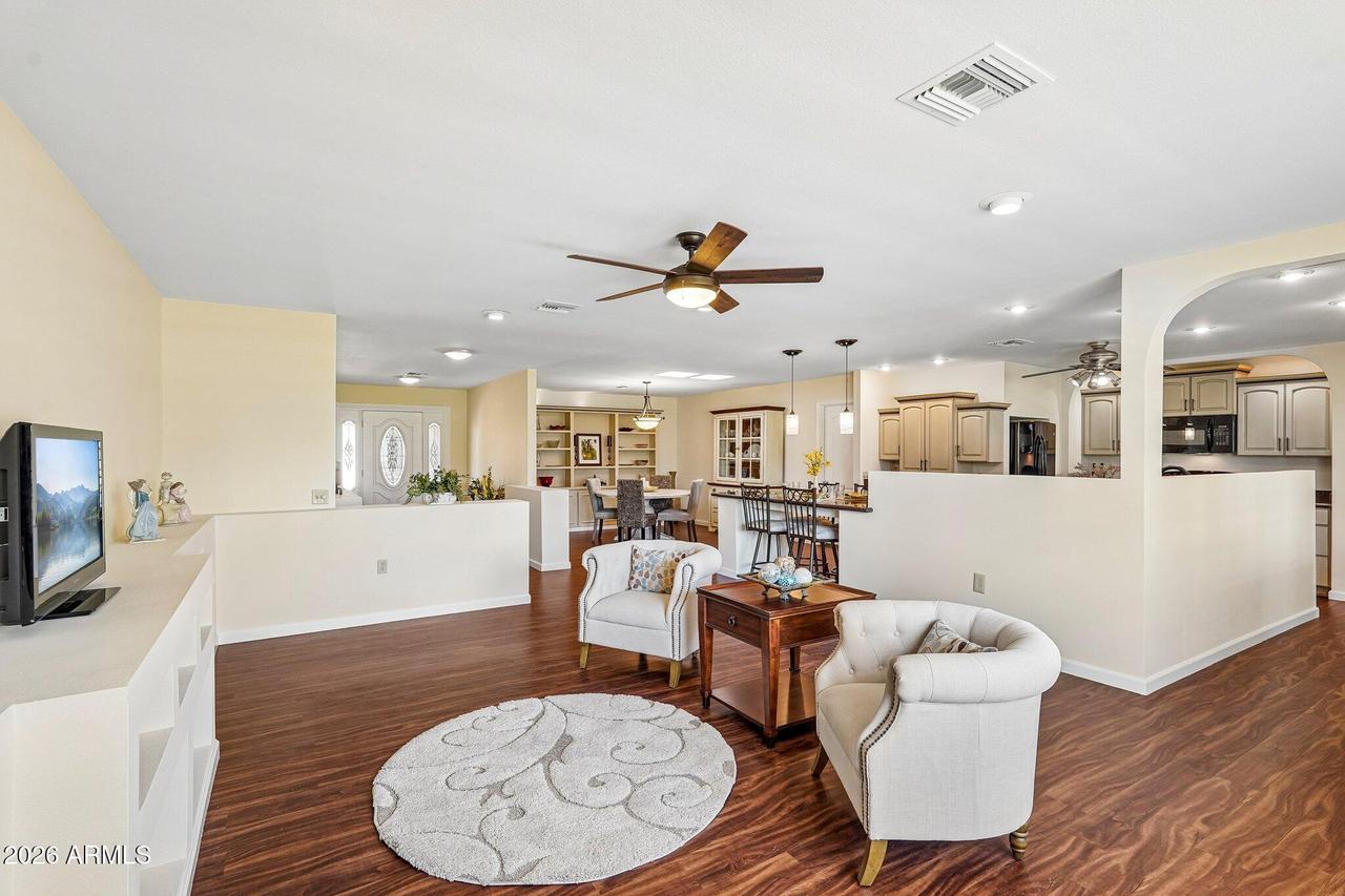 18415 N Conestoga Dr., Sun City, AZ 85373