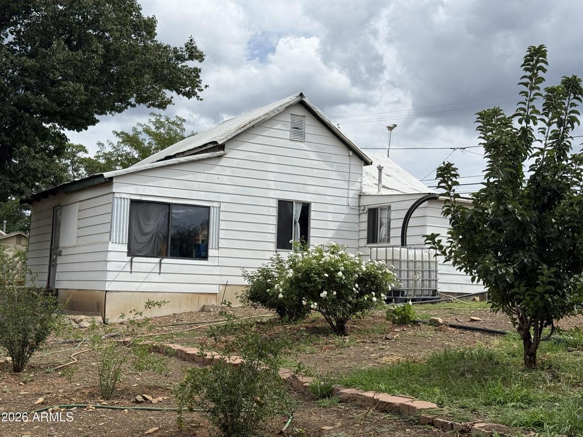 12501 E Central Ave., Mayer, AZ 86333