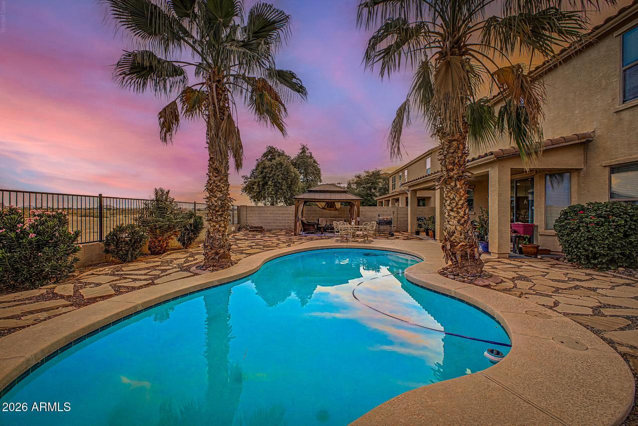 2215 E Omega Dr., San Tan Valley, AZ 85143