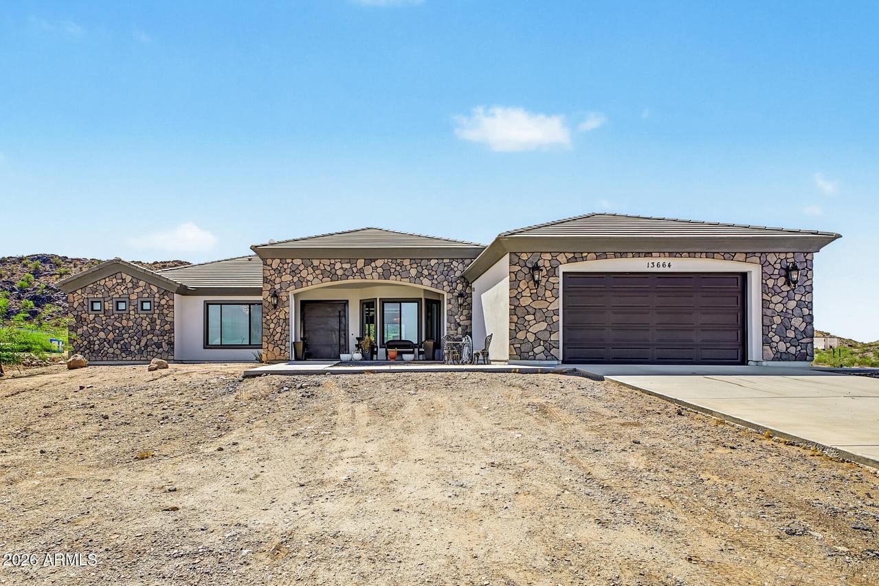 13664 S 189th Ave., Buckeye, AZ 85326