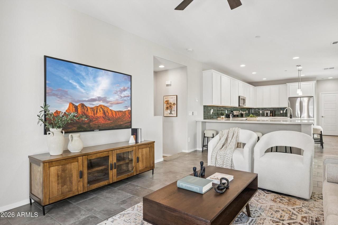 1676 E Hampton Ln., Gilbert, AZ 85295