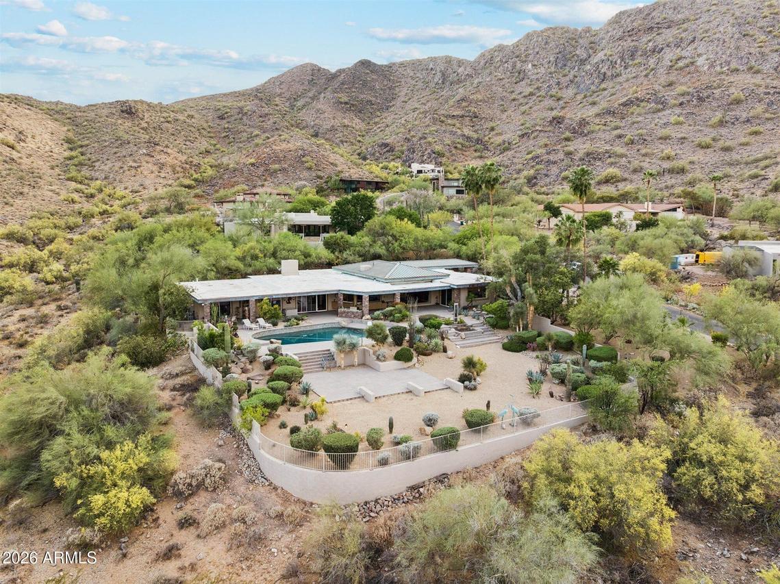 8219 N Charles Dr., Paradise Valley, AZ 85253