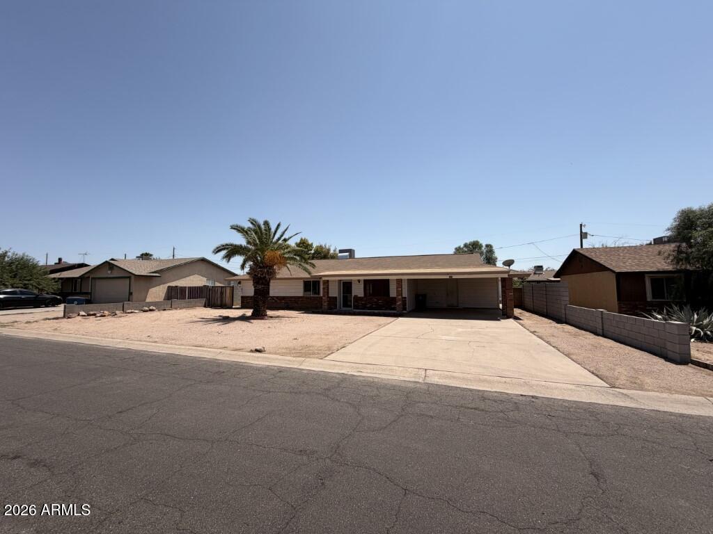 581 W 21st Ave., Apache Junction, AZ 85120