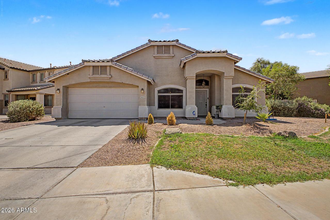 4623 W Desert Ln., Laveen, AZ 85339