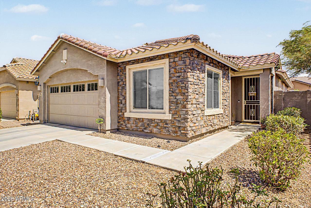 961 W Capulin Tr., San Tan Valley, AZ 85140