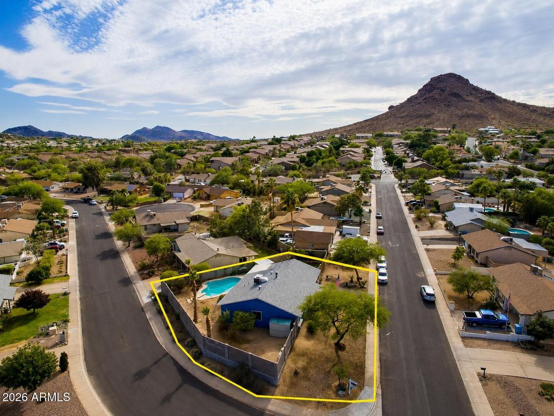 2031 E Vista Dr., Phoenix, AZ 85022
