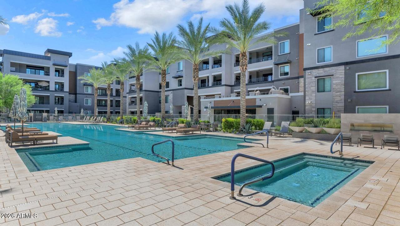5250 E Deer Valley Dr. #344, Phoenix, AZ 85054
