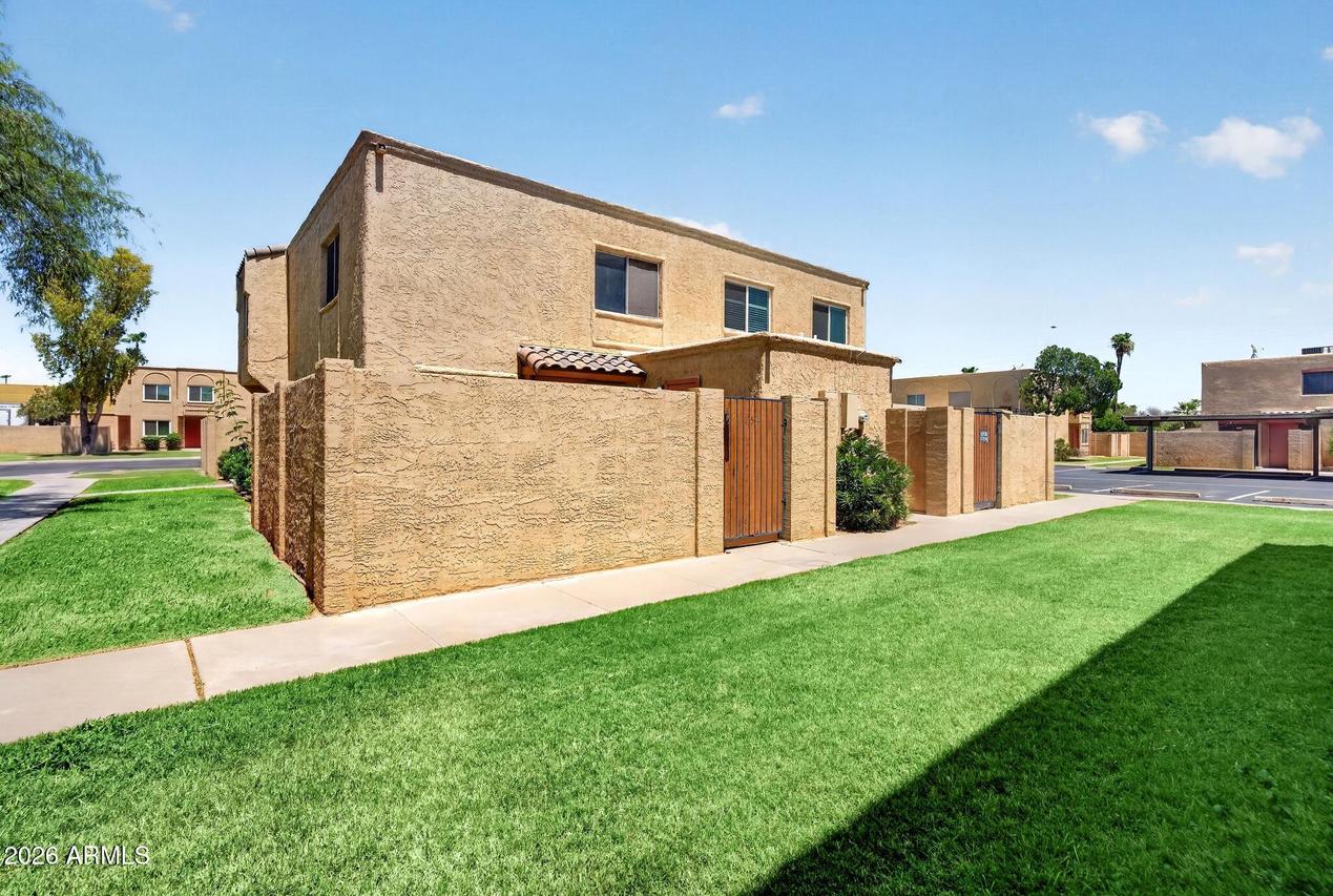 948 S Alma School Rd. #154, Mesa, AZ 85210