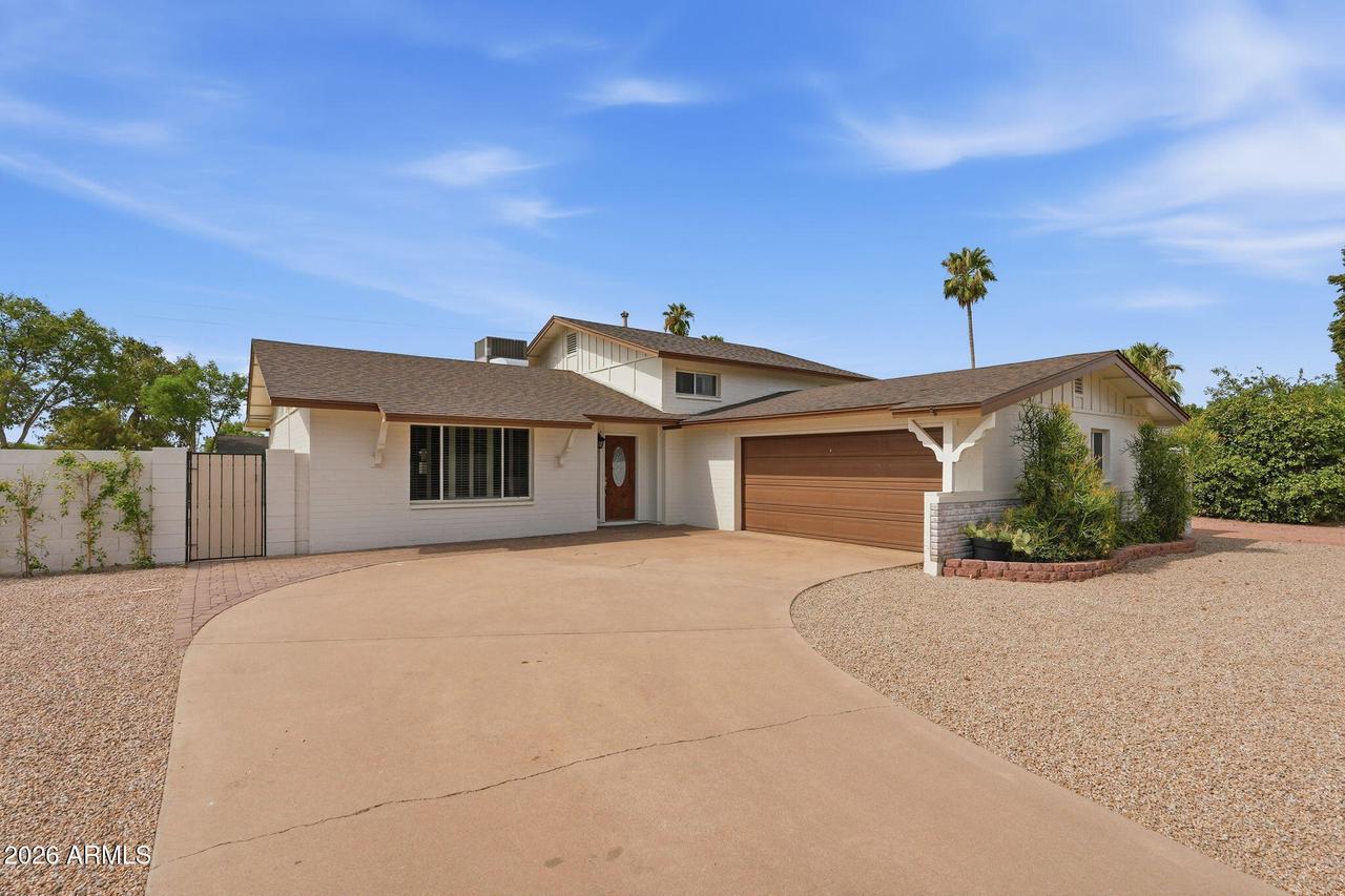 8355 E Stella Ln., Scottsdale, AZ 85250