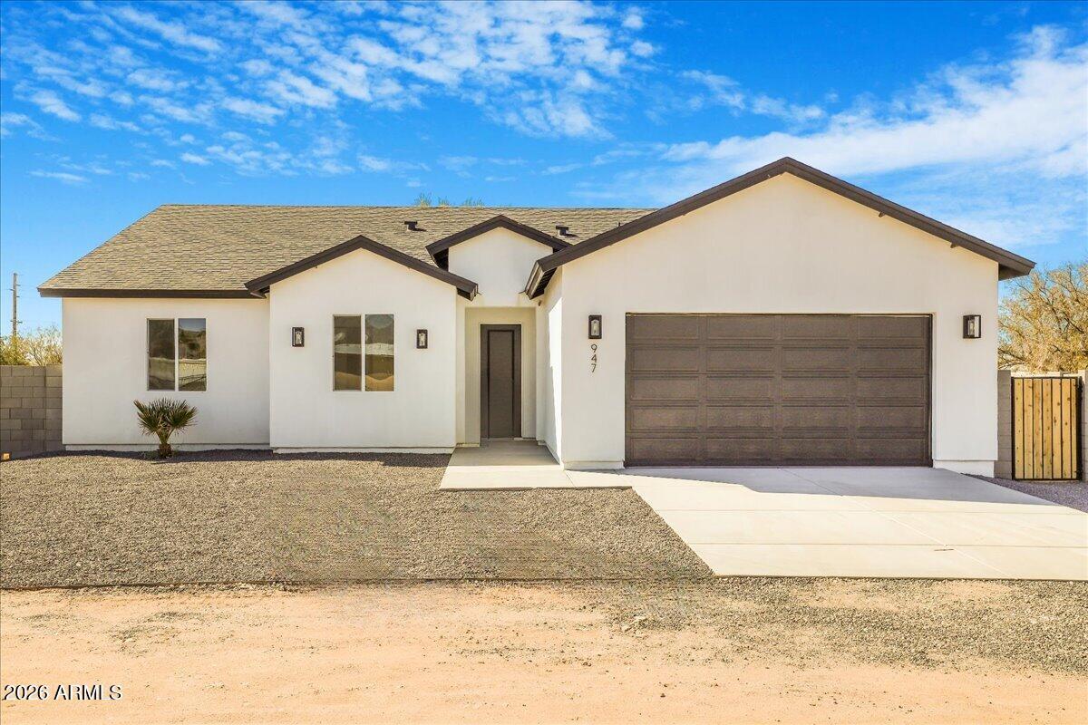 353 N 80th St., Mesa, AZ 85207