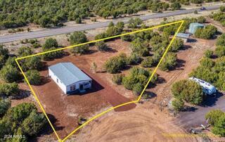47 County Rd 3205, Vernon, AZ 85940