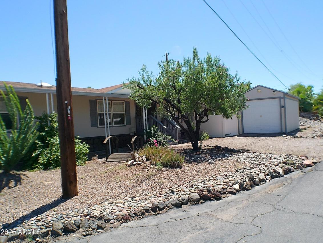 363 W Morris Dr., Queen Valley, AZ 85118