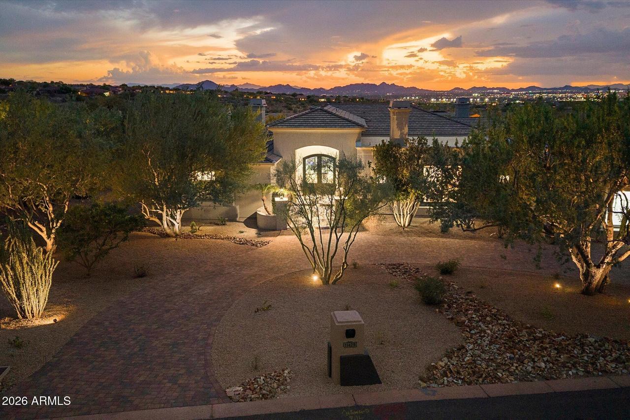11429 E Le Marche Dr., Scottsdale, AZ 85255