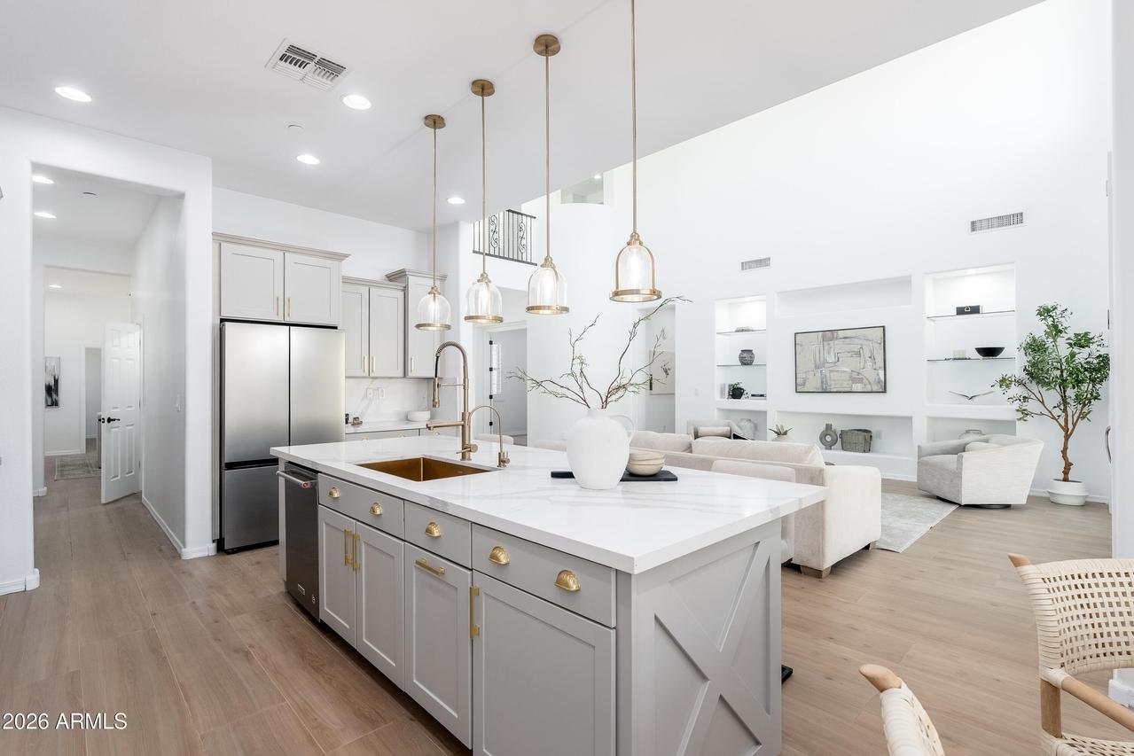 1528 W Red Bird Rd., Phoenix, AZ 85085