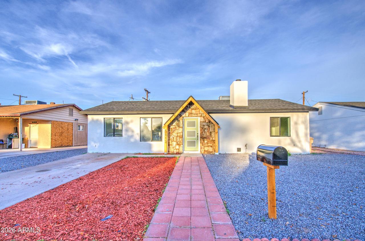 5613 N 63rd Dr., Glendale, AZ 85301