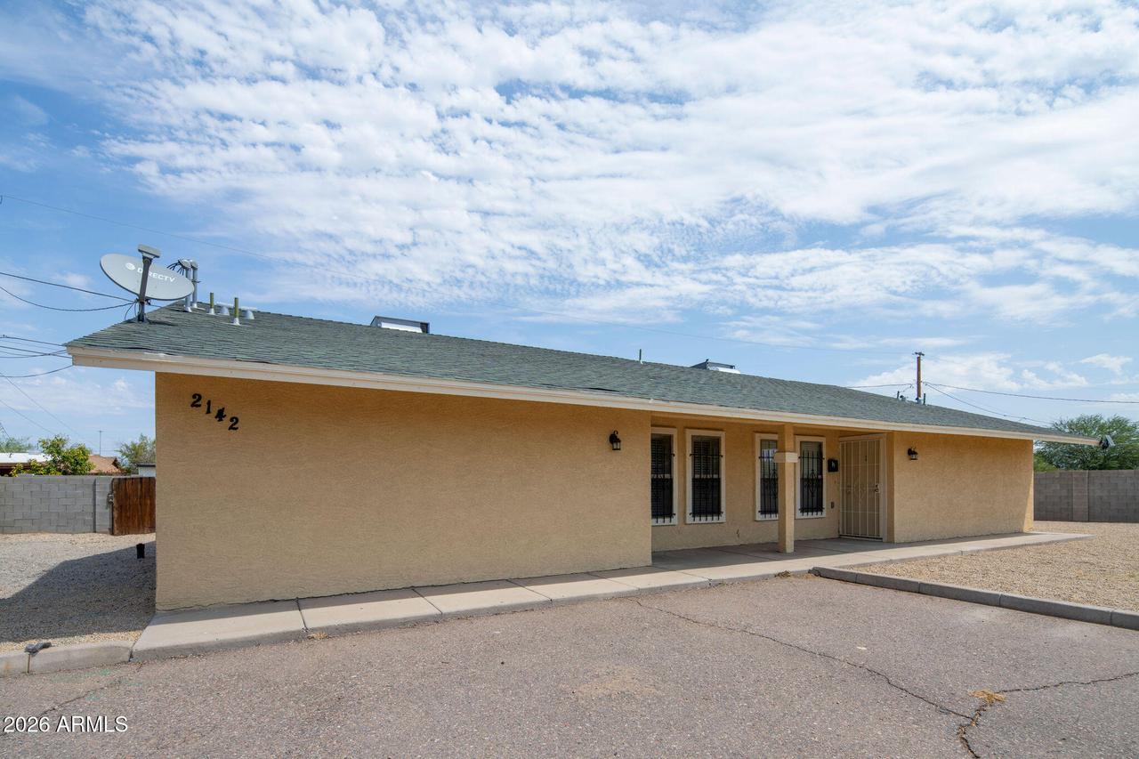 2142 E Mckinley St., Phoenix, AZ 85006
