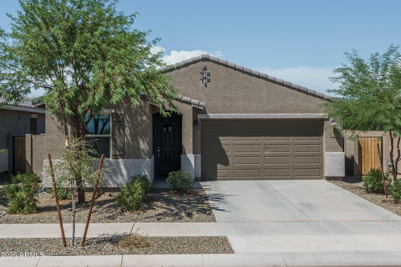 16054 W Smoketree Dr., Surprise, AZ 85387