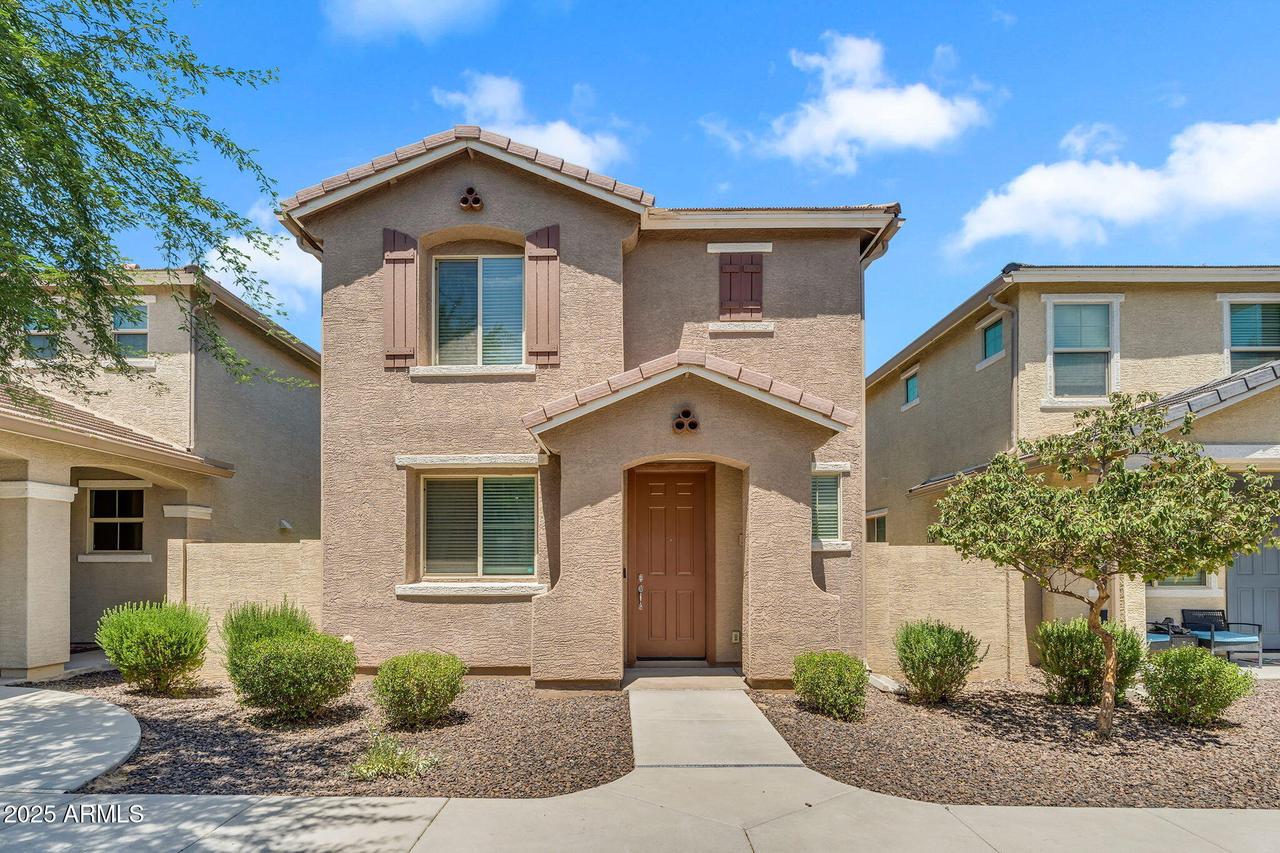 2366 N 73rd Ln., Phoenix, AZ 85035