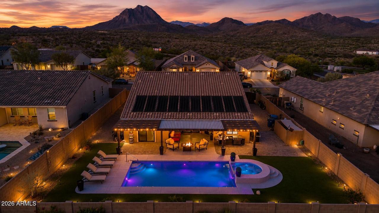 3713 W Abrams Dr., New River, AZ 85087