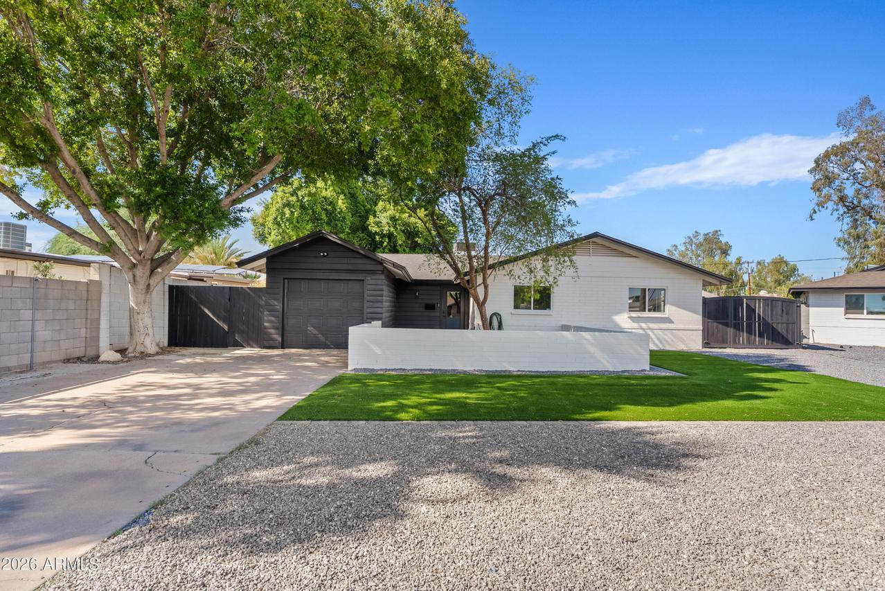 1322 E Catalina Dr., Phoenix, AZ 85014