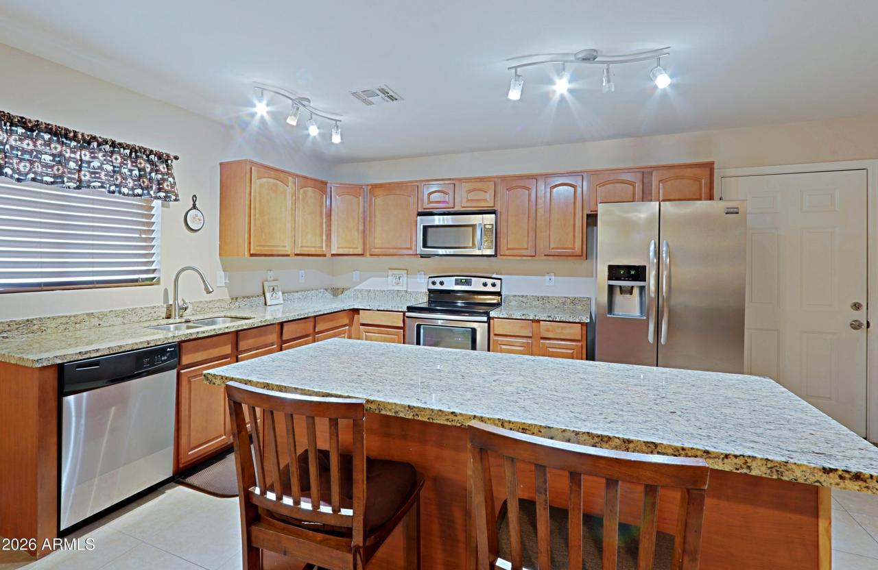 3721 W Calavar Rd., Phoenix, AZ 85053