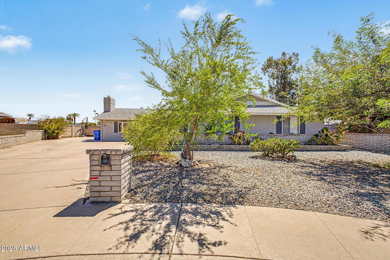 3723 W Cochise Dr., Phoenix, AZ 85051