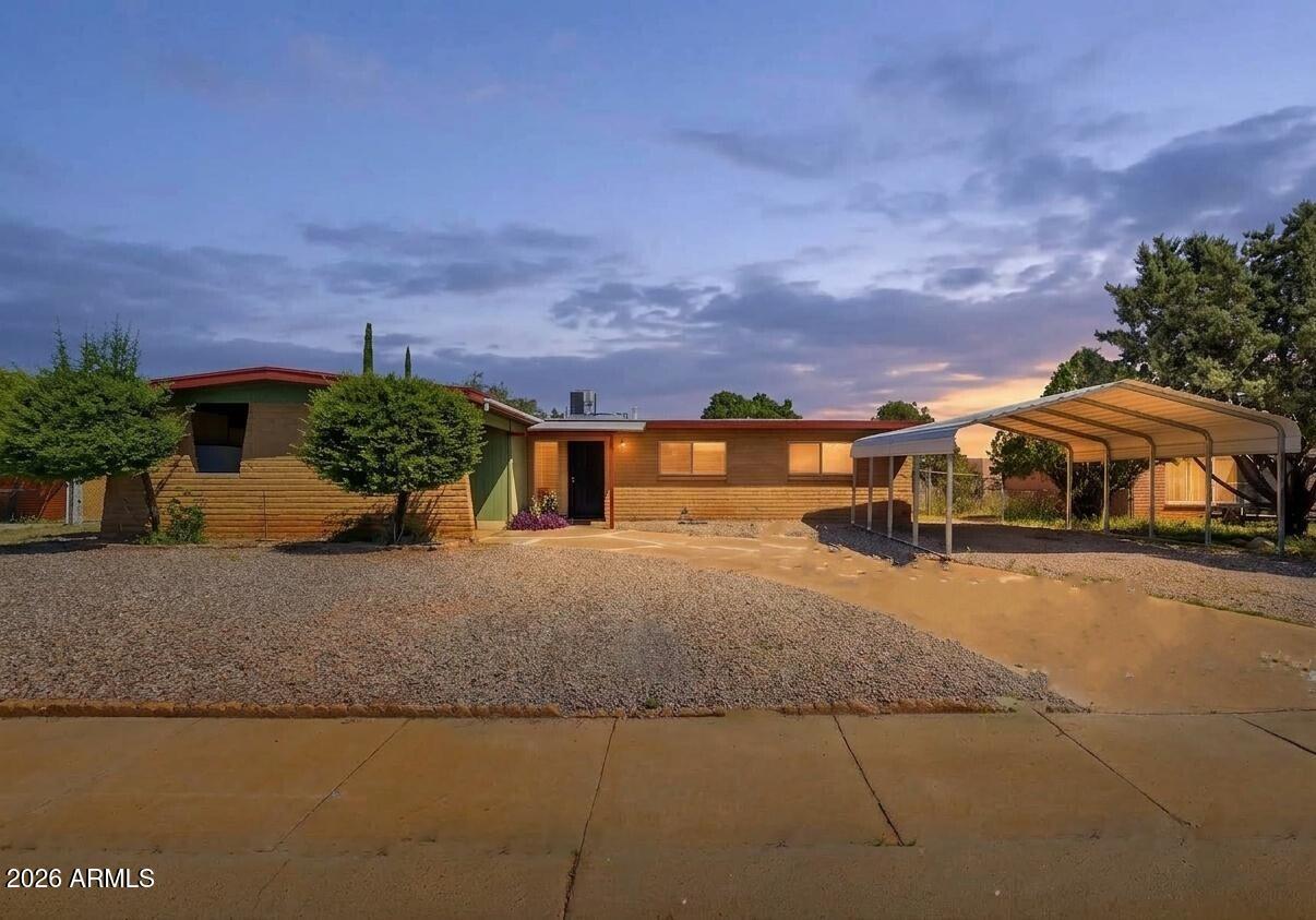 1109 E Mesquite Dr., Sierra Vista, AZ 85635